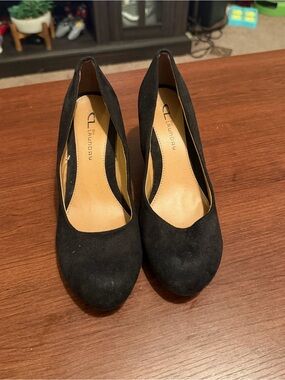CL by Laundry Black Suede Round-Toe Heels